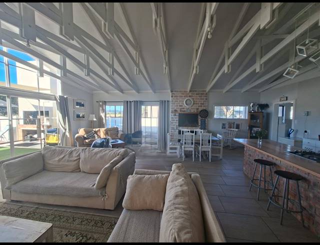 3 BEDROOM HOUSE FOR SALE IN RIVERSIDE